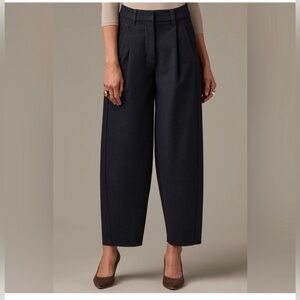 Wit & Wisdom The Barrel Leg trouser. Dark indigo. NWT